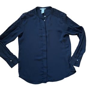 H&M Black Button Down Blouse Women’s Size 4 Long Sleeve Top Lace Detail